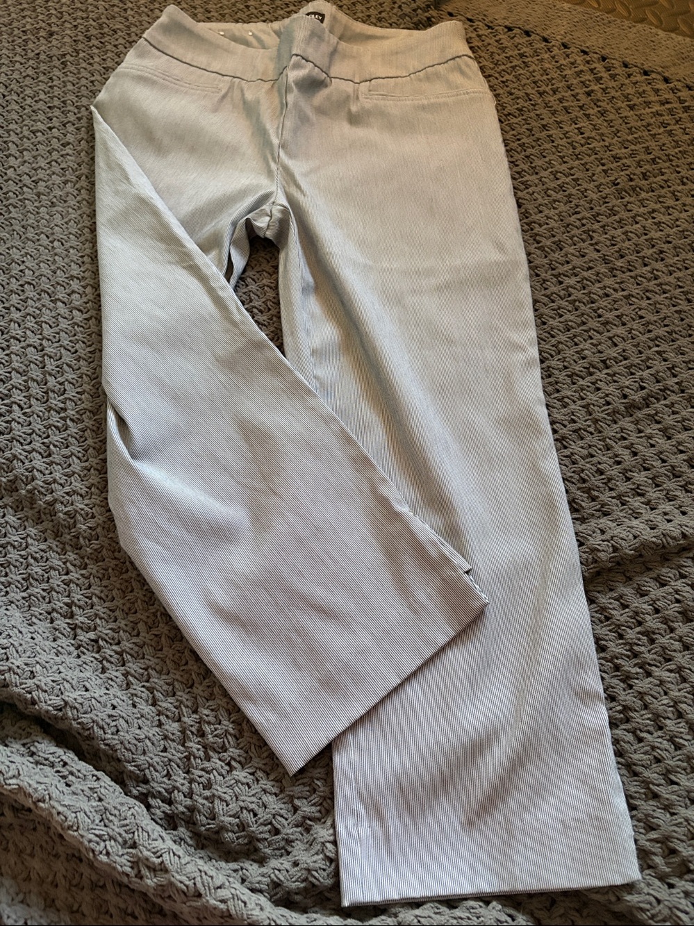 Hilary Radley Light Gray/white striped Cropped Ankle Pants